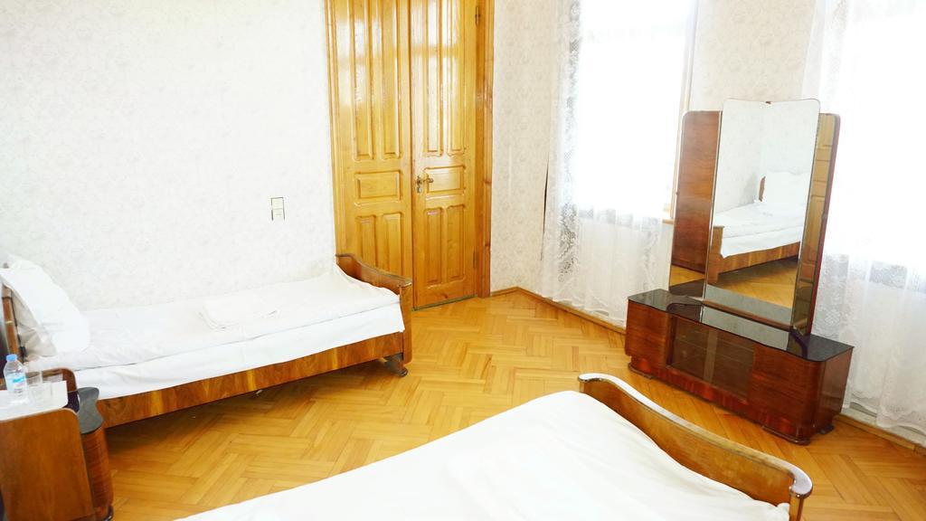 Guesthouse Zedafoni Zestafoni Luaran gambar